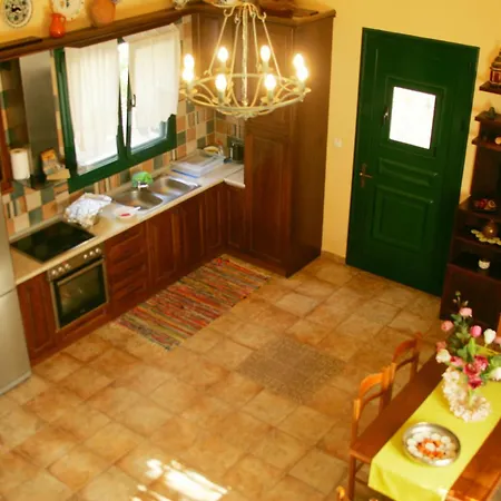 Hébergement de vacances Dora's House