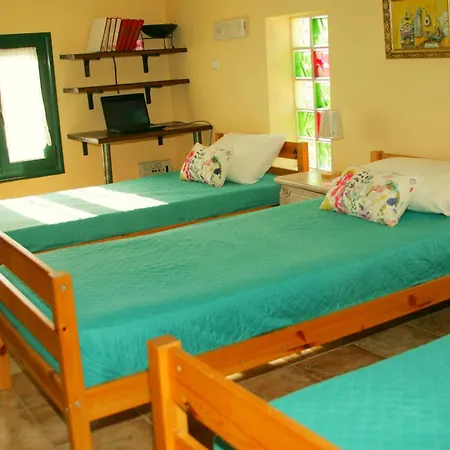 Dora's House Hébergement de vacances *