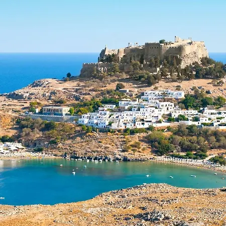 Dora's House * Istrios