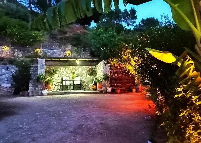 בית נופש Dora's House