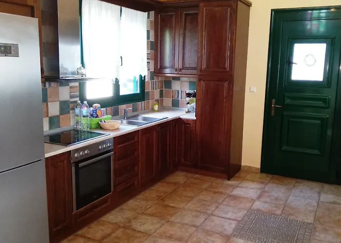 Dora's House בית נופש *